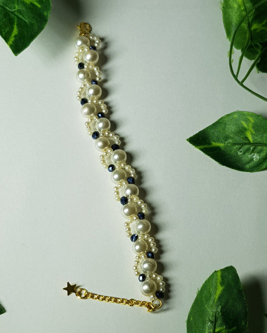 Midnight Pearl Bracelet